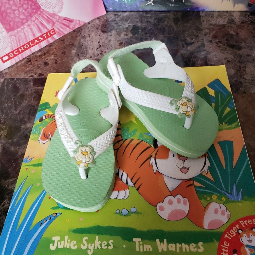 Baby sandals